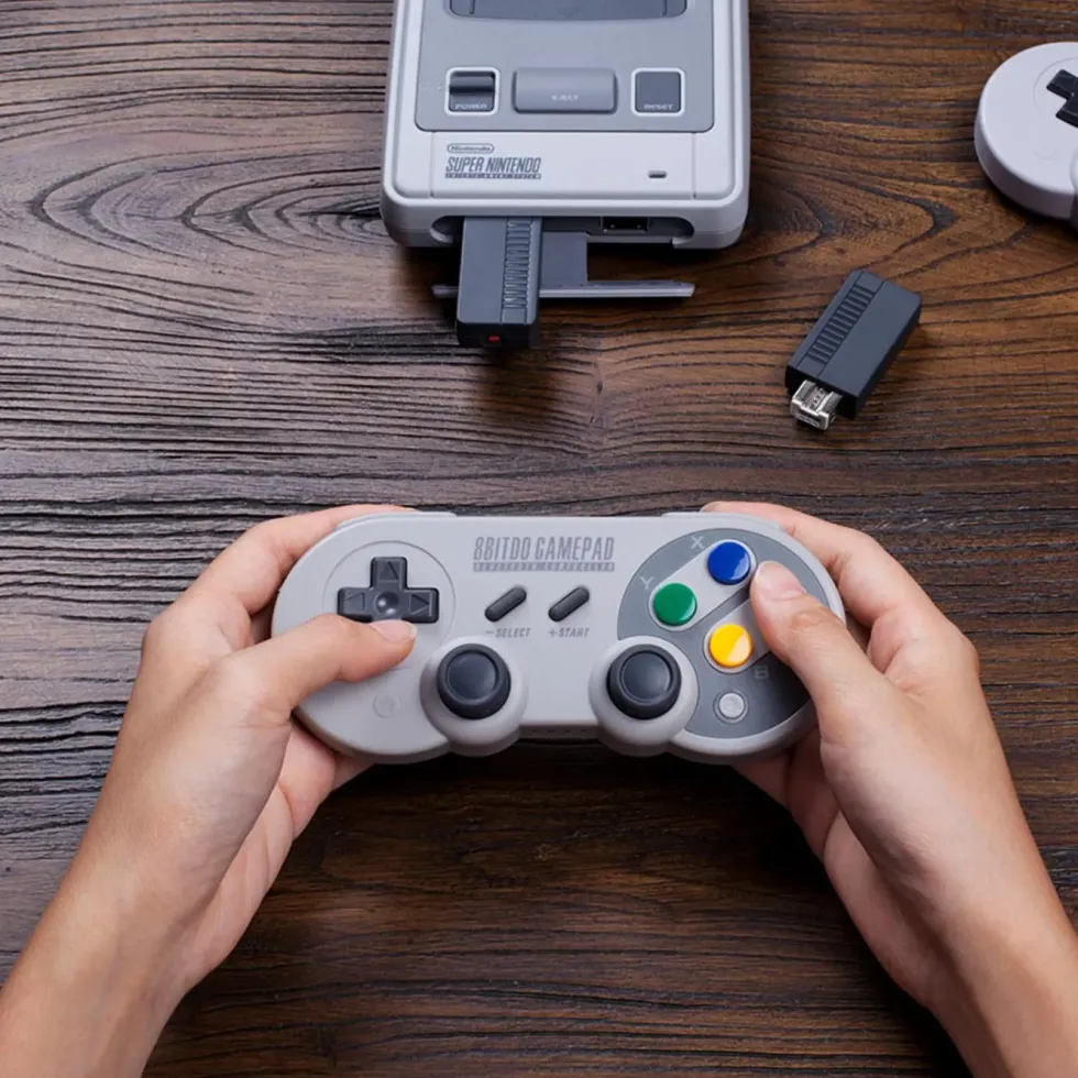 8Bitdo Bluetooth Retro Reciever for NES og SNES Classic Edition