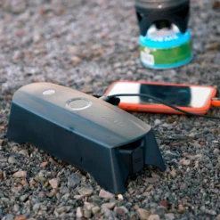 Ctek CS Free Bærbar batterilader og starthjelp