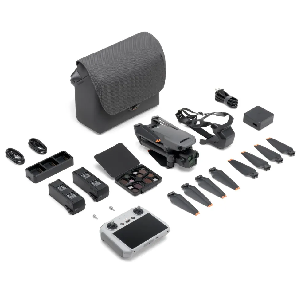 DJI Mavic 3 Pro RC Fly More Combo