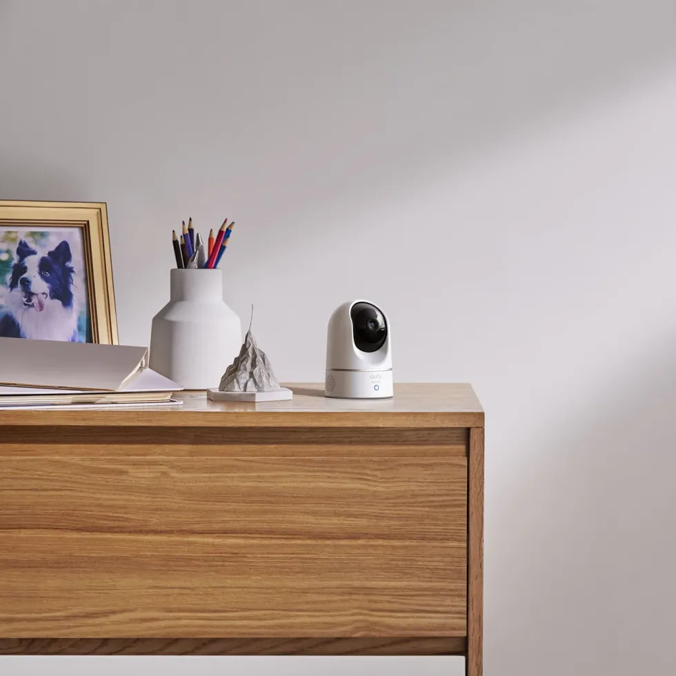 Eufy Indoor Cam 2K Pan & Tilt Overvåkingskamera innendørs
