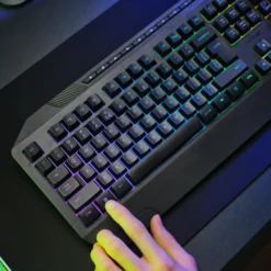 GXTrust GXT 836 Evocx RGB gamingtastatur