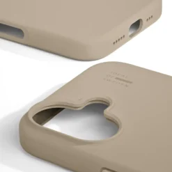 IDEAL OF SWEDEN Silicone MagSafe Case – mobildeksel til iPhone 16 Perfect Beige