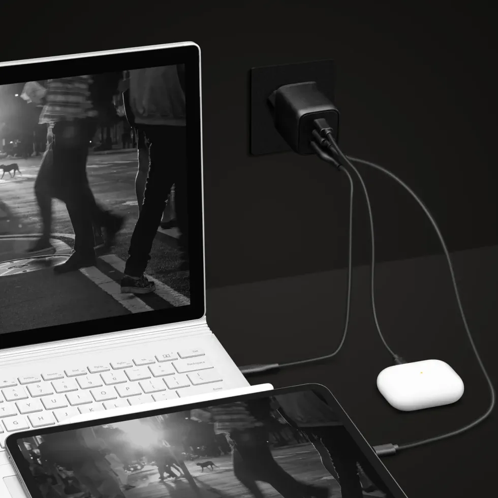 Linocell Premium GaN USB-C lader med PD 65 W Svart