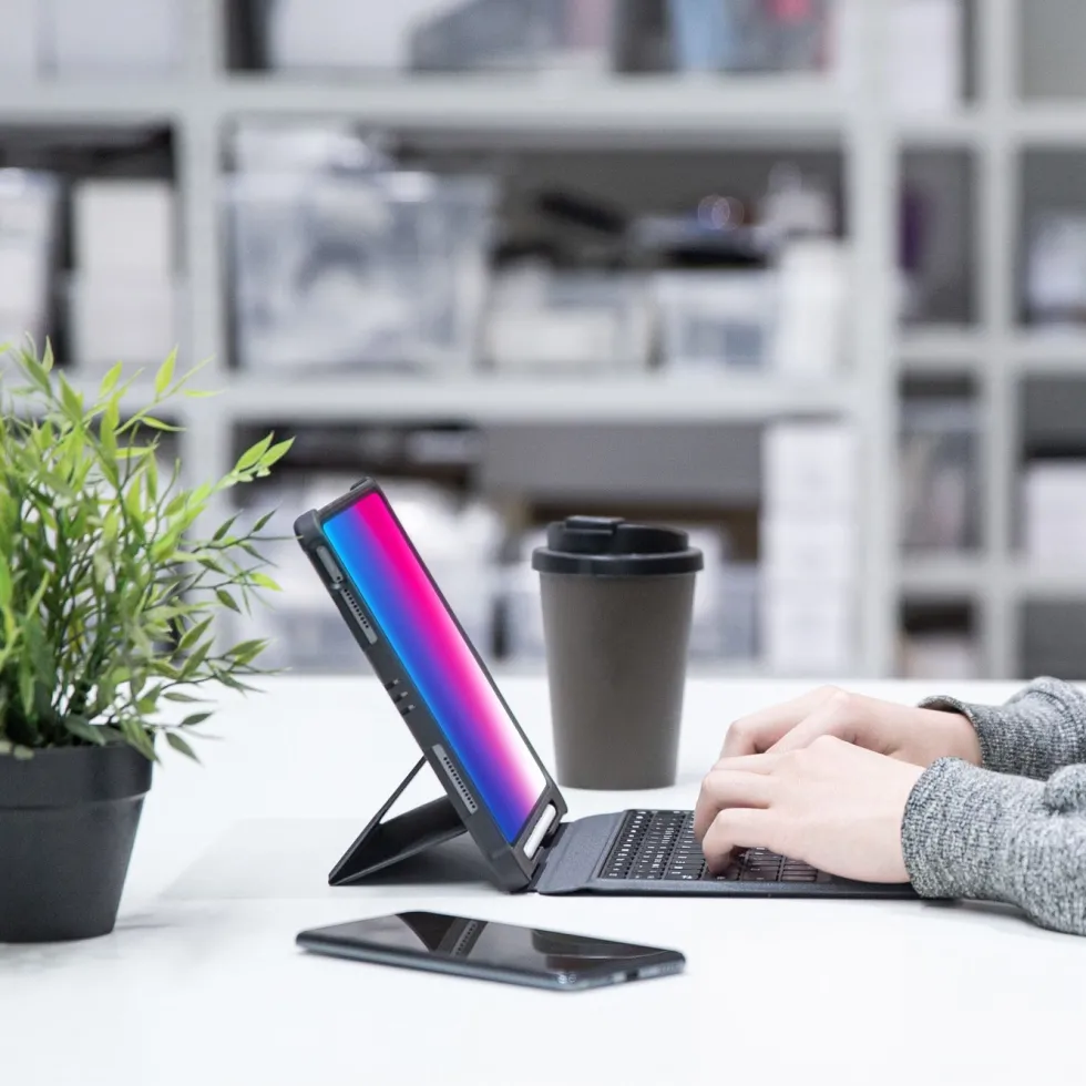 Linocell Tastaturetui for iPad Pro 12,9" Gen. 3–6