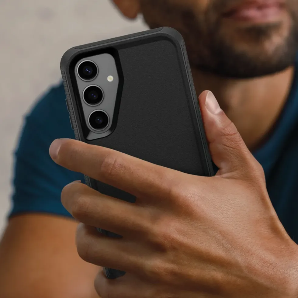 Otterbox Defender Robust deksel for Galaxy S24 Plus