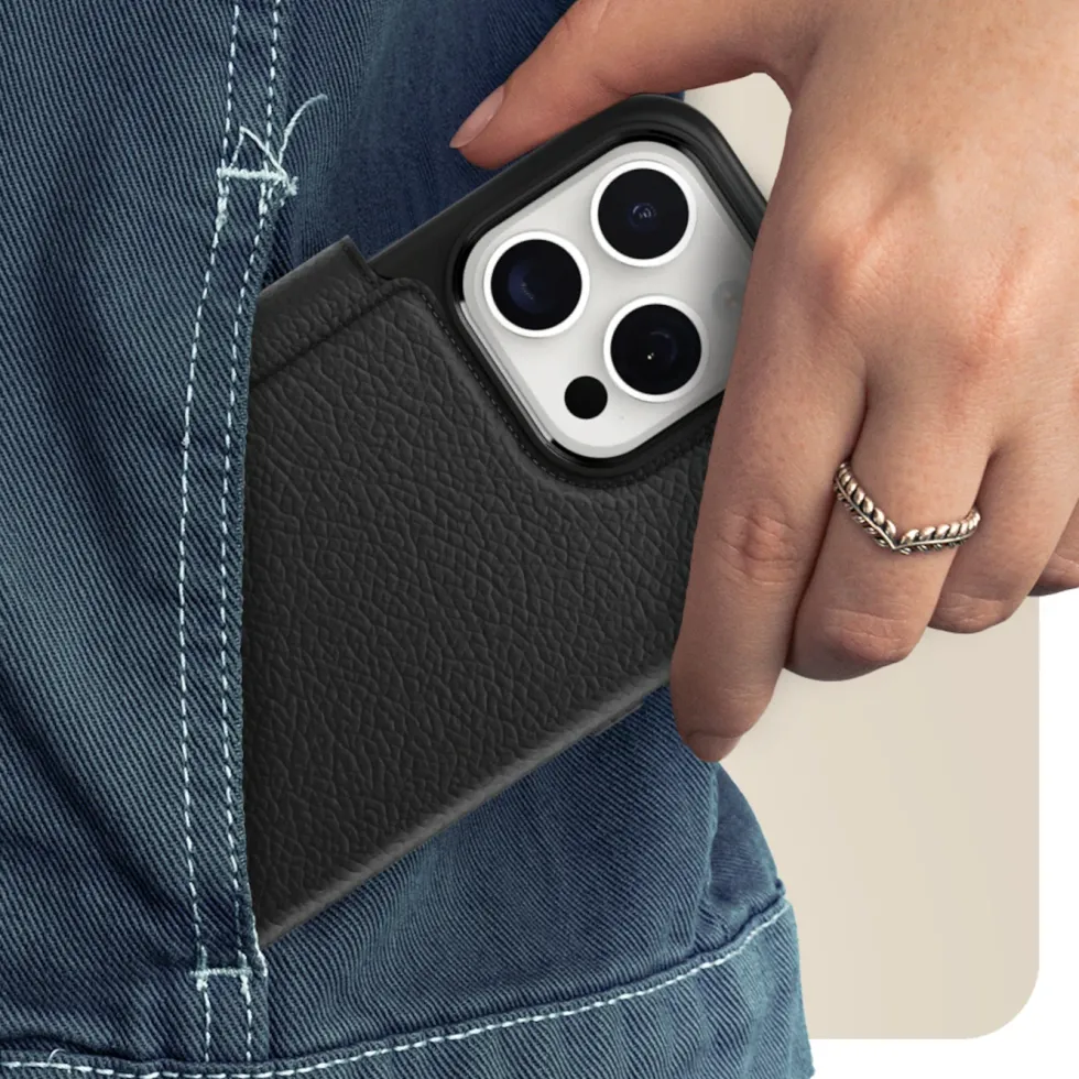 Otterbox Strada med Magsafe for iPhone 15 Pro