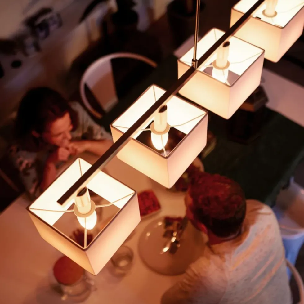 Philips Hue Ambiance Smart LED-pære E14 470 lm 1-pk.