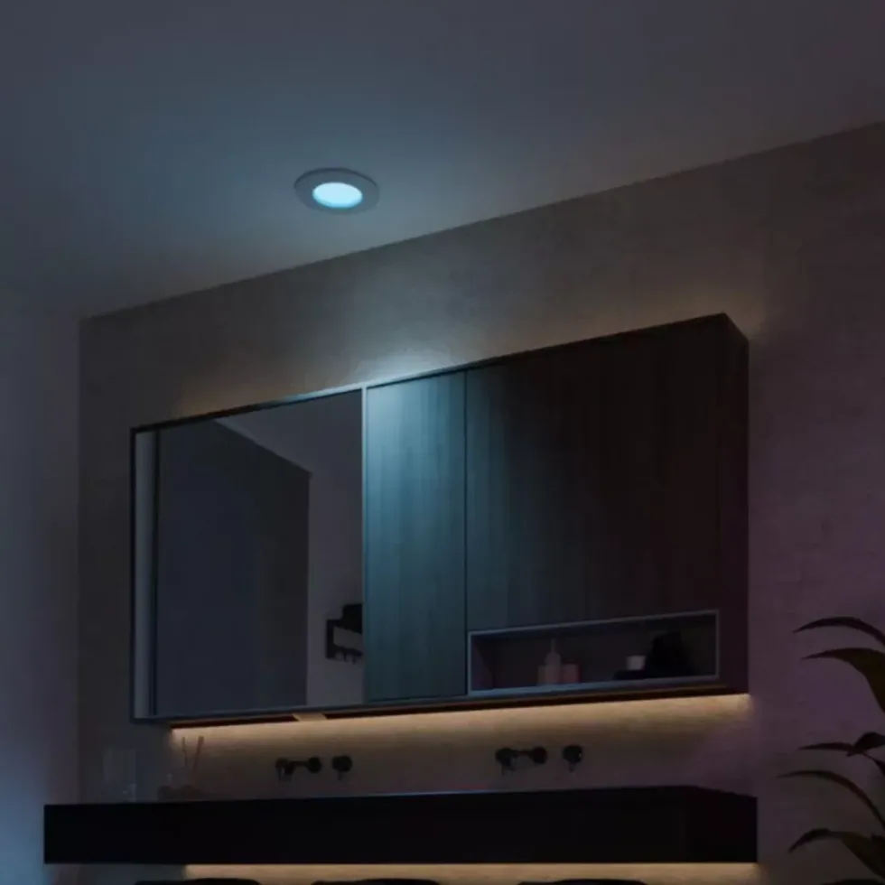 Philips Hue Slim innfelt spotlight 90 mm 3-pk. Hvit