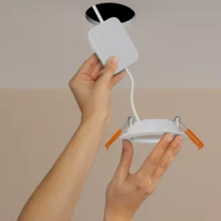 Philips Hue Slim innfelt spotlight 170 mm 1-pk. Svart
