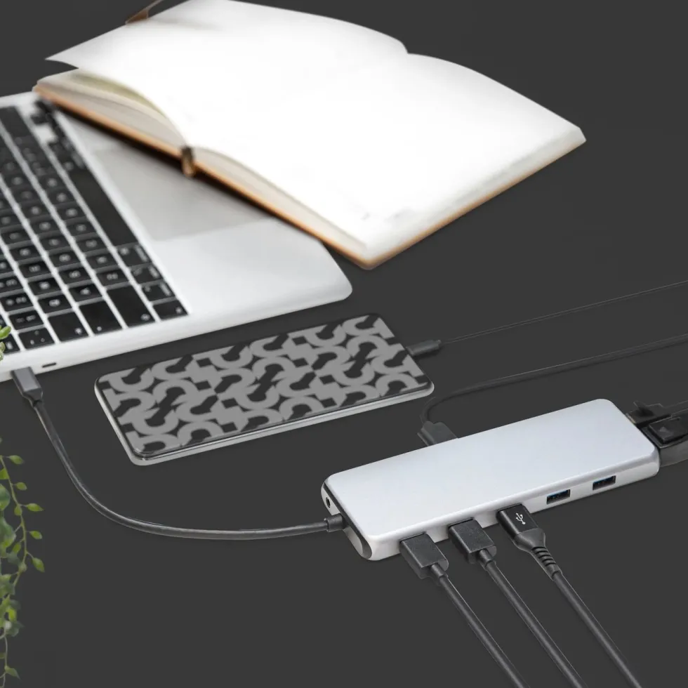 Plexgear Multiadapter for USB-C med 13 tilkoblinger