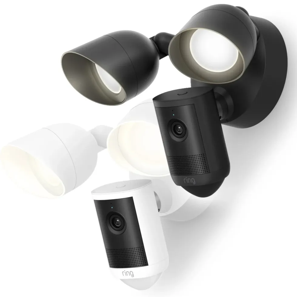 Ring Floodlight Cam Pro overvåkingskamera Retinal 2K Svart