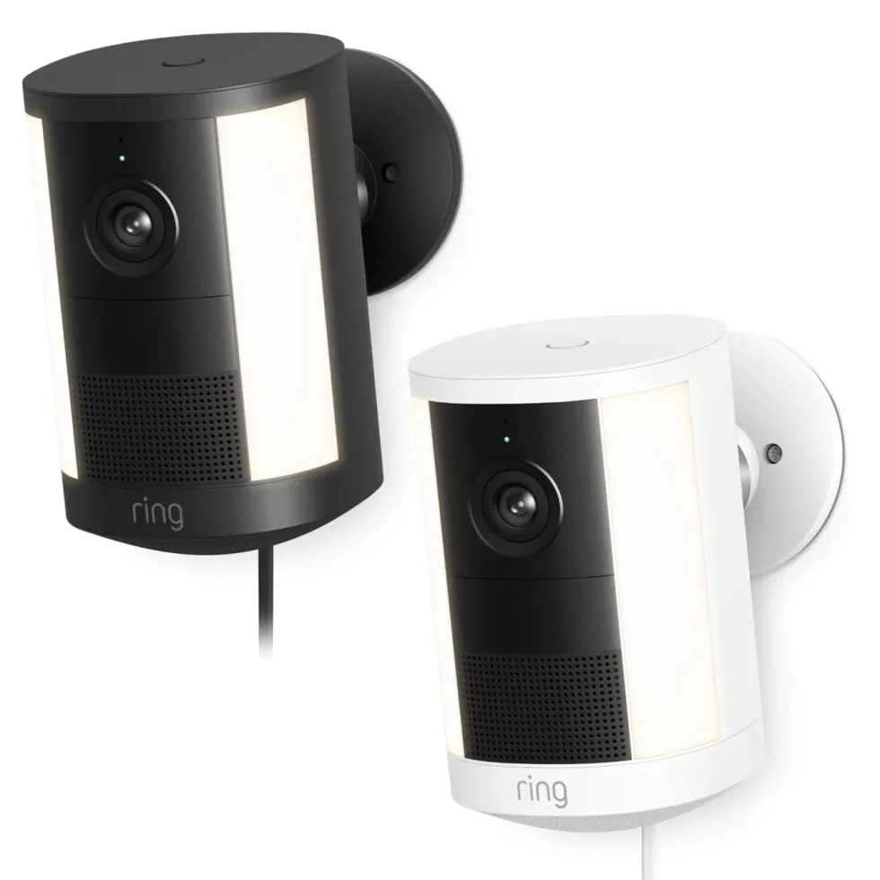 Ring Spotlight Cam Pro plug-in overvåkingskamera Hvit