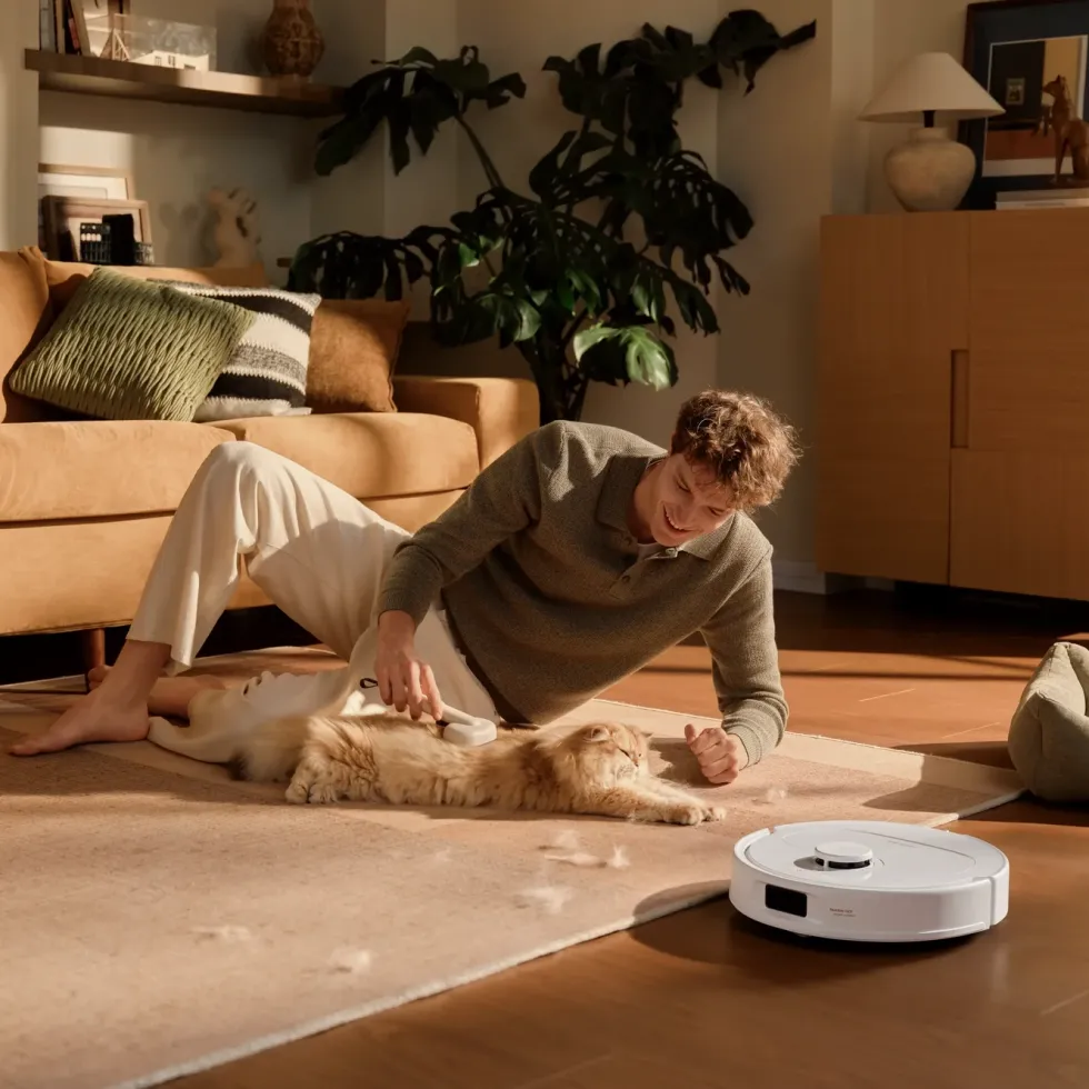Roborock Qrevo S Pro robotstøvsuger med basestasjon Hvit