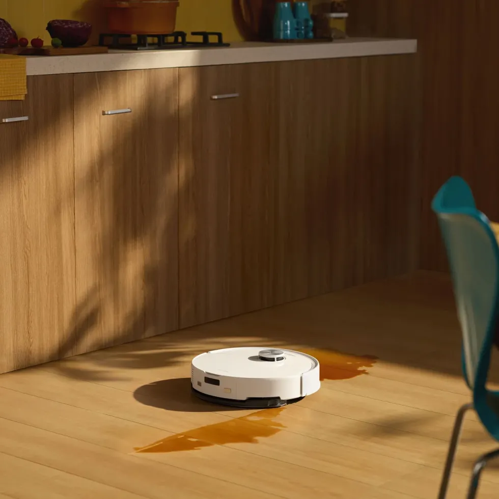 Roborock Q10 VF+ robotstøvsuger med basestasjon Hvit