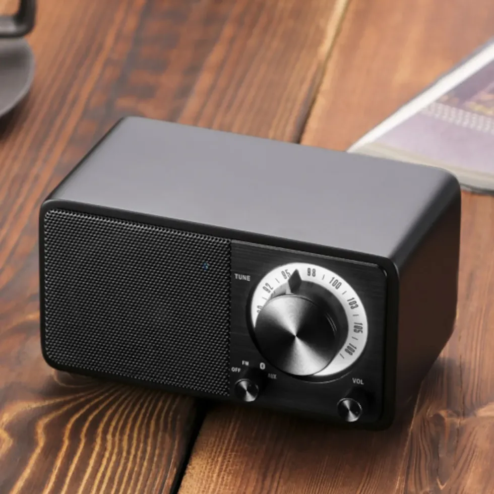 Sangean WR-7 Kompakt FM-radio med Bluetooth