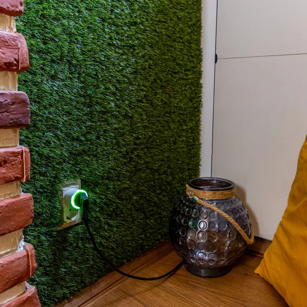 Shelly Plug S Gen3 smart kontakt Hvit