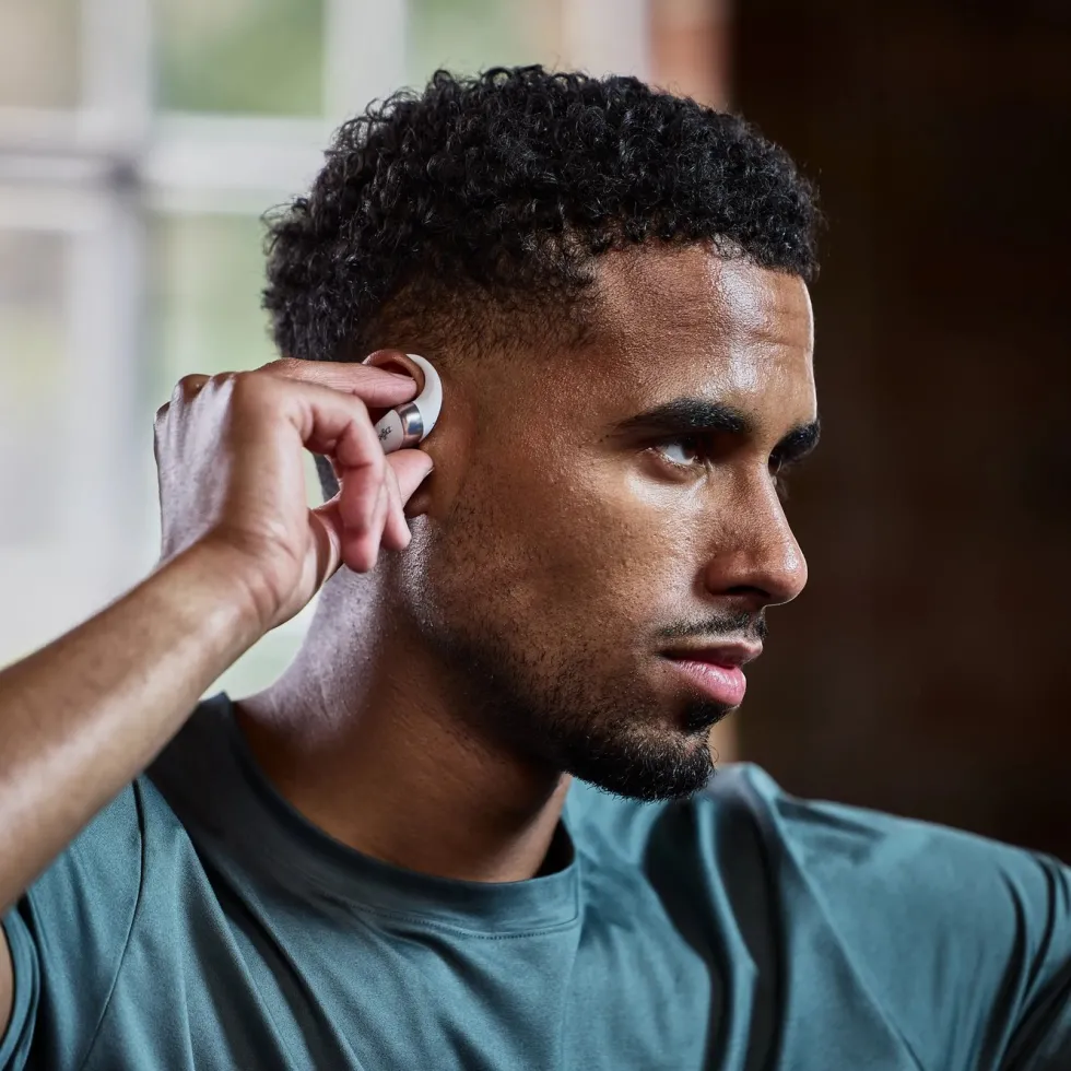 Shokz OpenFit 2+ open-ear-hodetelefoner Svart