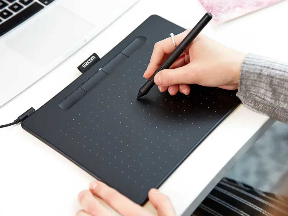 Wacom Intuos M Bluetooth-tegnebrett 216x135 mm